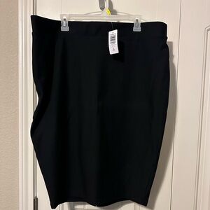 Torrid size 2x Studio stretch pencil skirt.